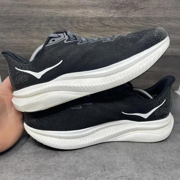 HOKA Mach 6 Running Shoes Mens Size 11.5 Black White Sneakers One One